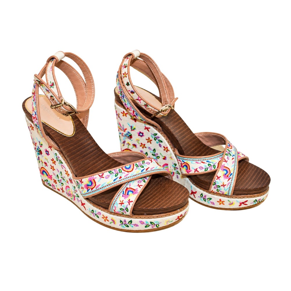 Gianni Bini Lucia Embroidered Floral Rainbow Wedge Sandals Women 11M Multi-Color